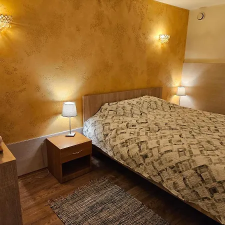Your Quiet Place In The Centre Of Appartamento *
